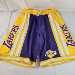 Los Angeles Lakers Mens Shorts Large LA Basketball Court Excellent Print FastShp